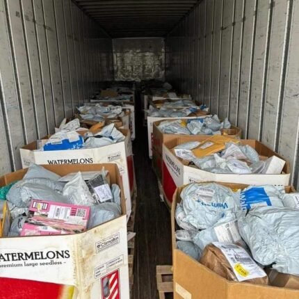 MAIL TRUCKLOADS - FEDEX, USPS, DHL